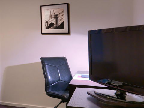 Hotel Grand Chancellor Melbourne - Tourism Guide 25