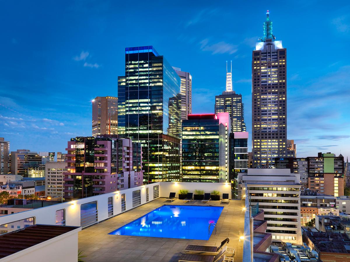 Melbourne VIC Tourism Guide