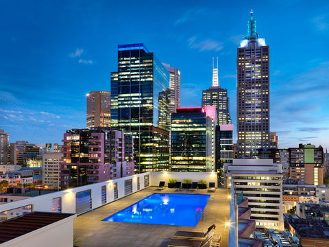 Hotel Grand Chancellor Melbourne - Tourism Guide 0