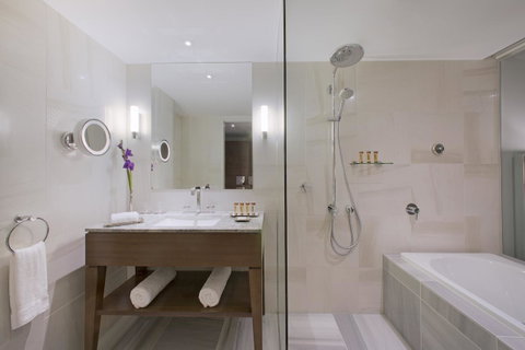 Sheraton Melbourne Hotel - Tourism Guide 19