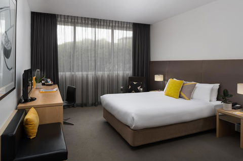Atura Dandenong - Tourism Guide 1
