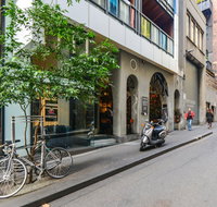 Canvas Suites on Russell Place - Tourism Guide