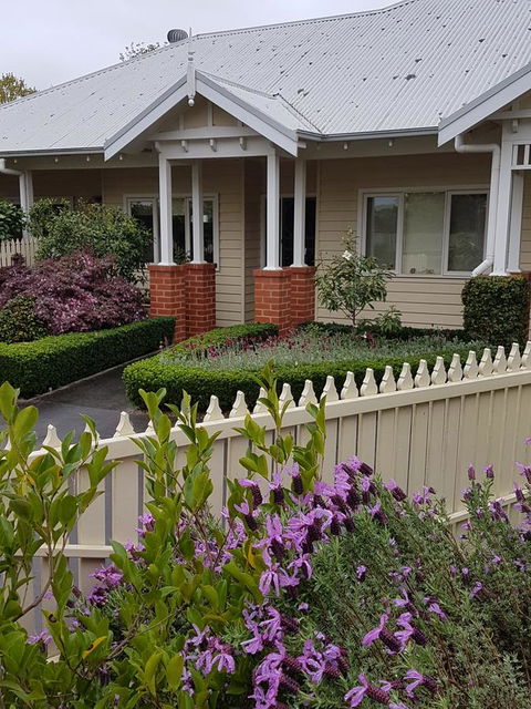 Healesville House - Fig Tree House - Tourism Guide 1