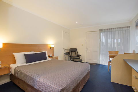 Hamilton Townhouse Motel - Travel Agents 22