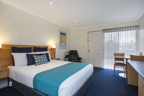 Hamilton Townhouse Motel - Travel Agents 19