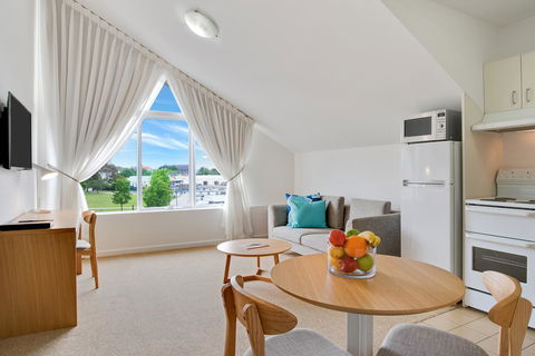 Aligned Corporate Residences Williamstown - Travel Agents 10