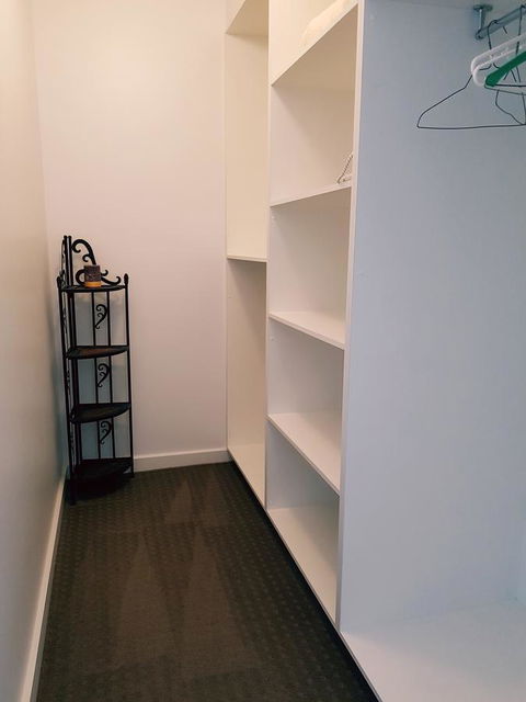 Beach Retreat Apartment Marengo - Tourism Guide 18