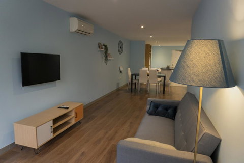 Stunning Home In Melbourne CBD - Tourism Guide 5