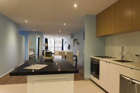 Stunning Home In Melbourne CBD - Tourism Guide 8
