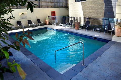 Quest Frankston - Travel Agents 2
