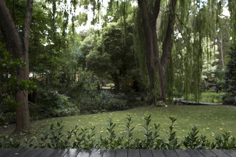 Botanica Editions - Tourism Guide 16