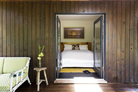 Botanica Editions - Tourism Guide 0