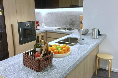 Fawkner Apartment Bay-view 4 - Tourism Guide 28