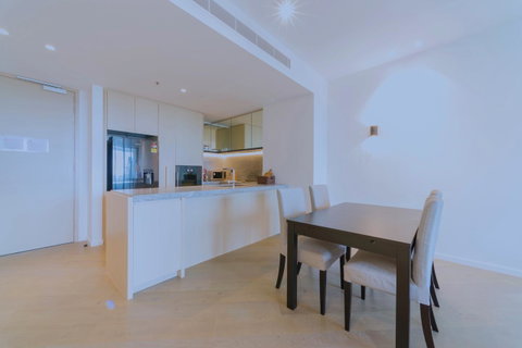 Fawkner Apartment Bay-view 4 - Tourism Guide 27