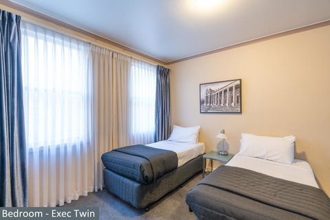 Clocktower Apartment Hotel - Tourism Guide 7