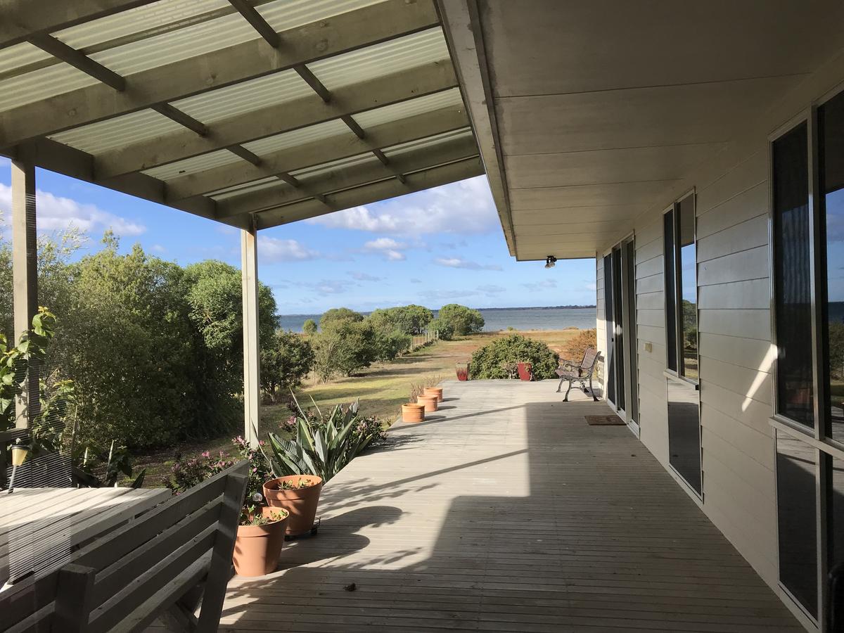 Eagle Point VIC Tourism Guide