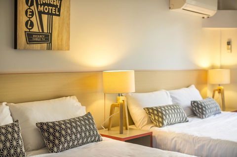 Burvale Hotel - Travel Search 37