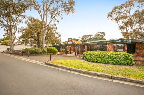 Burvale Hotel - Travel Search 2