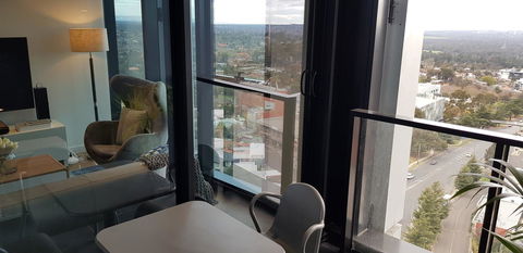 Ivanhoe Apartments - Tourism Guide 12