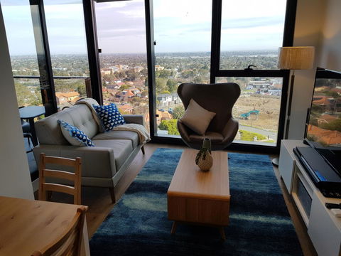 Ivanhoe Apartments - Tourism Guide 17
