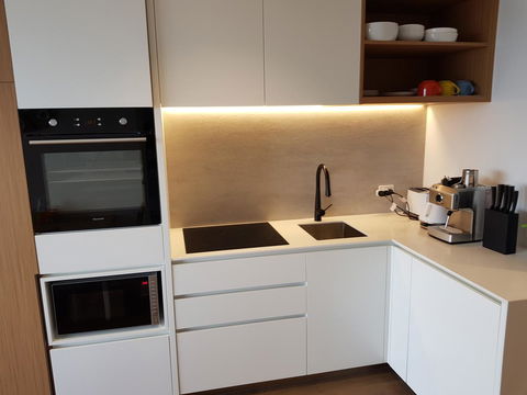 Ivanhoe Apartments - Tourism Guide 22