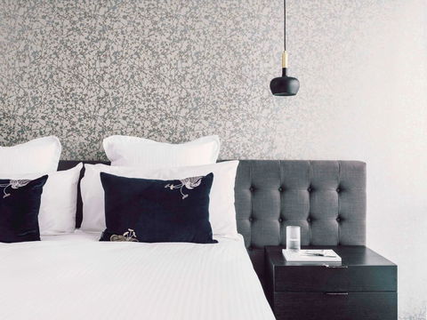 Quay West Suites Melbourne - Tourism Guide 13