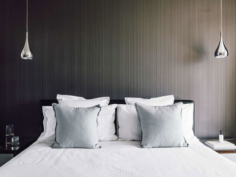 Quay West Suites Melbourne - Tourism Guide 36