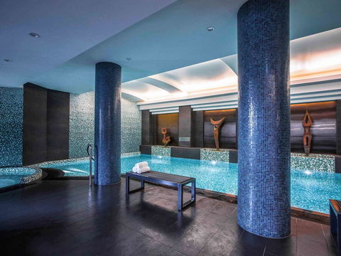 Quay West Suites Melbourne - Tourism Guide 31