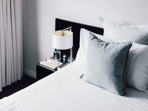Quay West Suites Melbourne - Tourism Guide 39