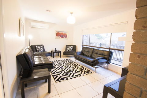 Mildura Holiday Villas - Cruises Travel 37