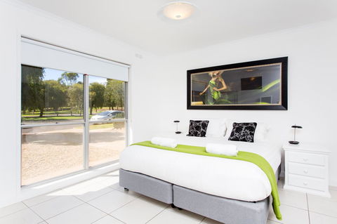 Mildura Holiday Villas - Cruises Travel 16