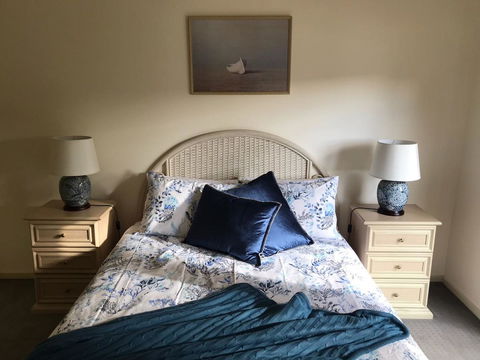 Lakeside Conti Villas - Travel Agents 6
