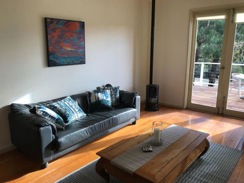 Lakeside Conti Villas - Travel Agents 1