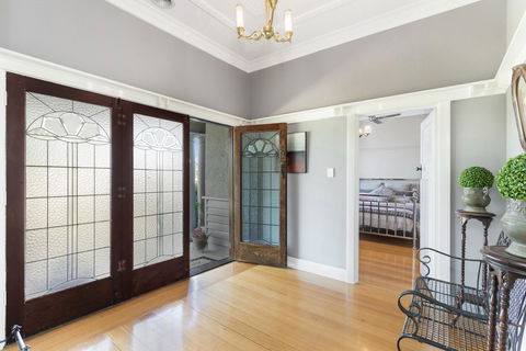 HogmortHomes Neale Street - Tourism Guide 7