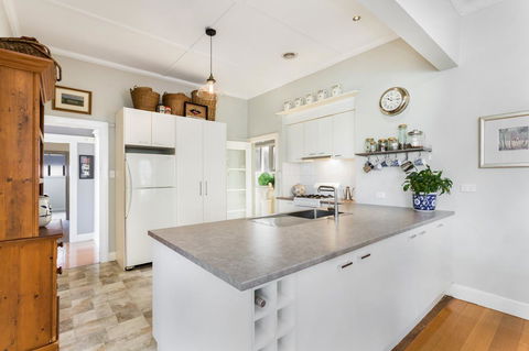 HogmortHomes Neale Street - Tourism Guide 8