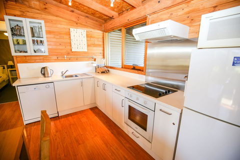 The Cabin - Travel Search 3