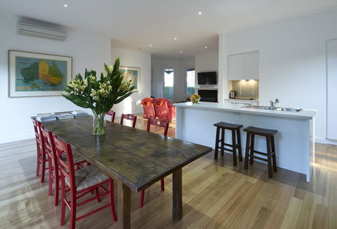 The Cottage At Bolobek - Travel Search 0