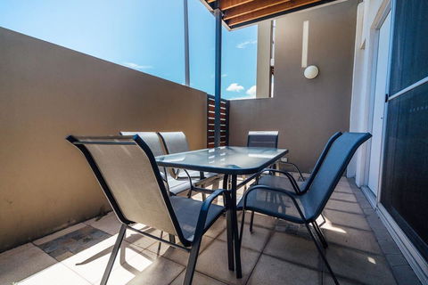 The Cove @ New Port-Pool - Spa - Sauna - Gym & More - Travel Agents 3