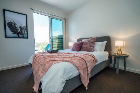 The Cove @ New Port-Pool - Spa - Sauna - Gym & More - Travel Agents 2