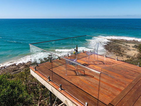 THE DECK HOUSE - A WYE RIVER ICON - Tourism Guide 1