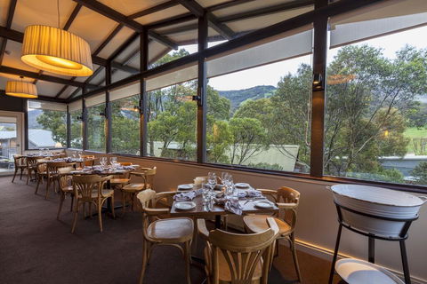 The Denman Hotel In Thredbo - Cruises Travel 1