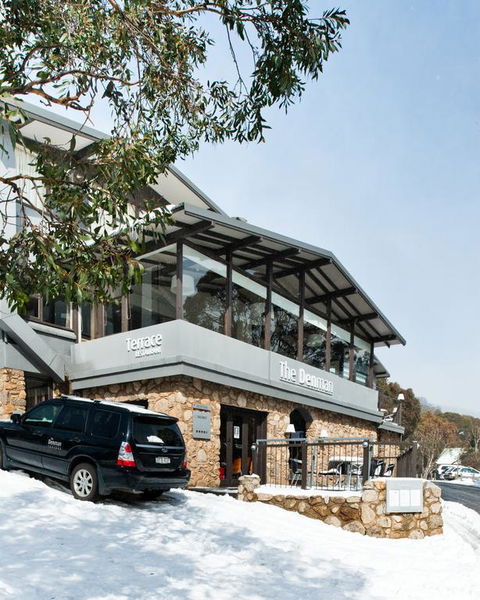 The Denman Hotel In Thredbo - Cruises Travel 3