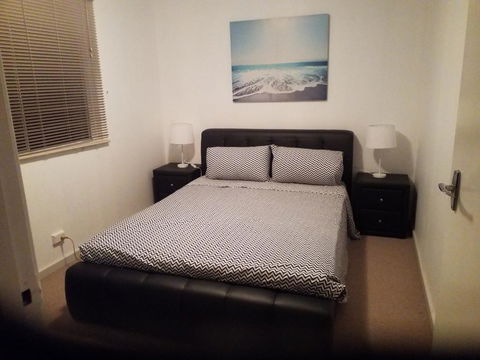 The DOLPHIN PLACE - Travel Search 3