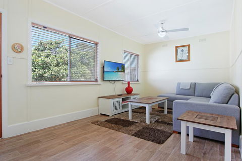 The Fishermans Cottage - Cruises Travel 1