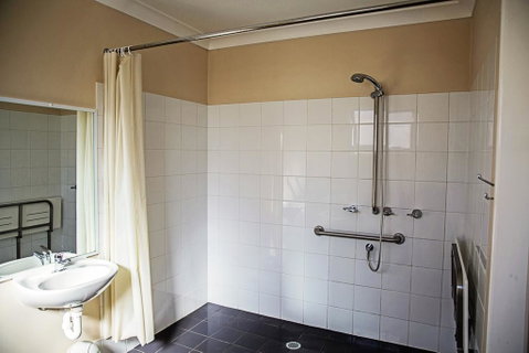 The Gallery Motor Inn - Tourism Guide 3
