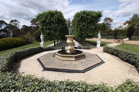 The Gatehouse At Villa Raedward - Travel Search 1