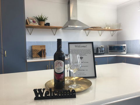 The Gathering Ground - Spacious Entertainer In Toowoomba City - Cruises Travel 2