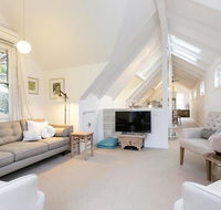 The Gatehouse - Light filled cottage in the leafy suburb of Hawthorn - Travel Search