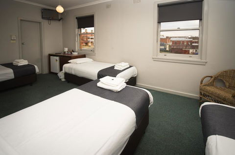 The George Hotel - Cruises Travel 1