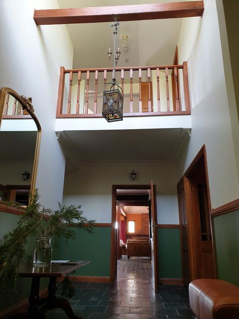 The George Yering - Travel Search 3